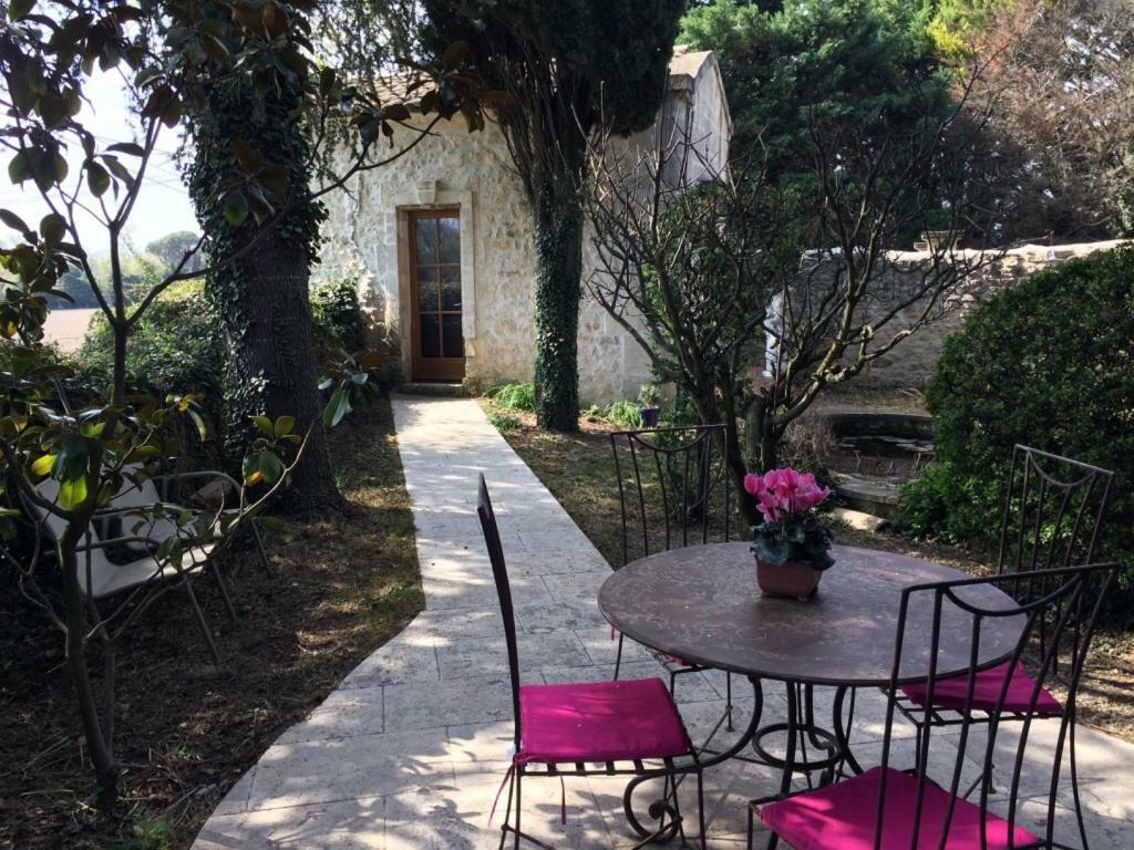 Mas De La Chapelle Sainte-Elisabeth Villa ตาฮาสคอง ภายนอก รูปภาพ
